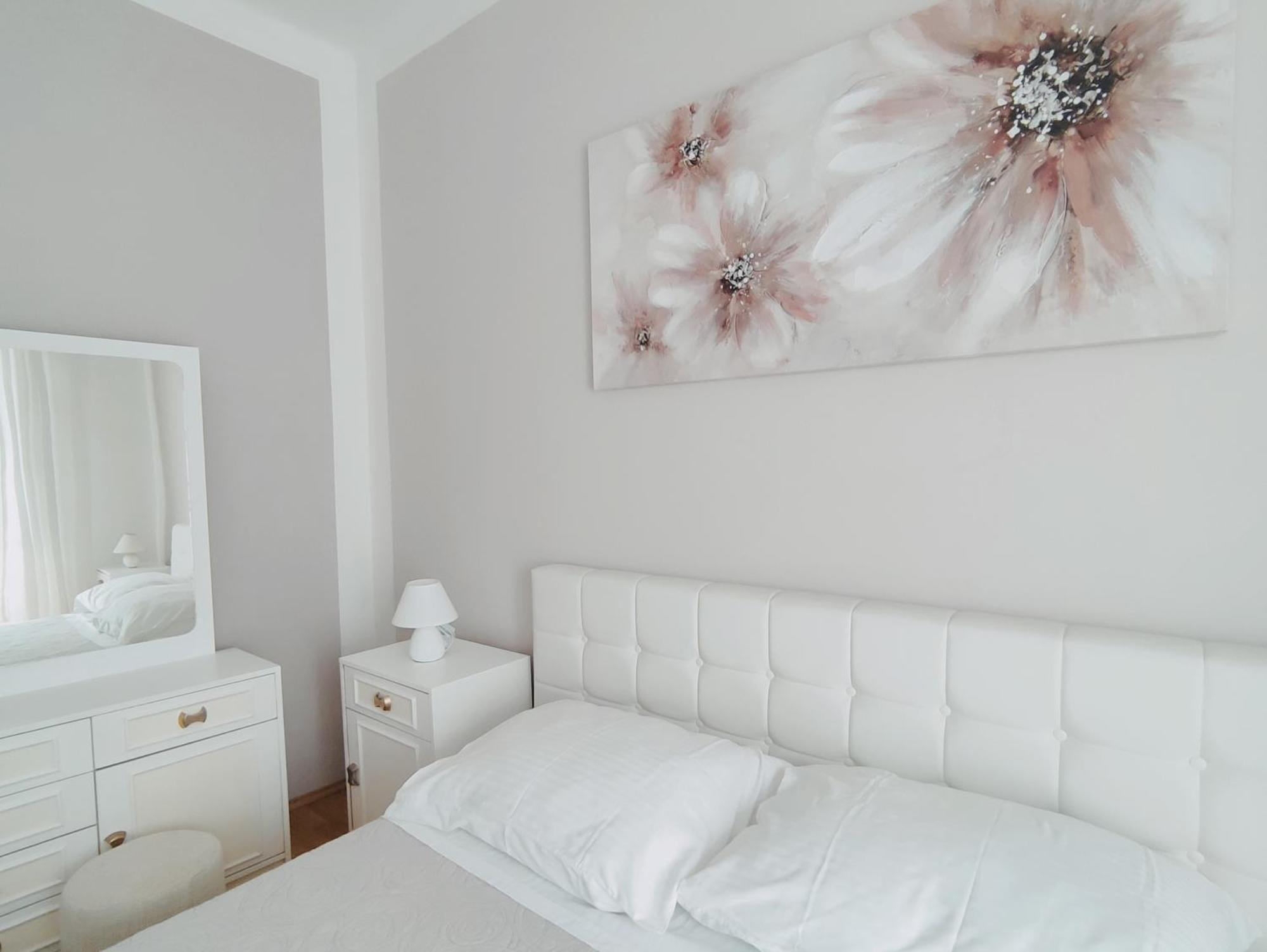 Fami Superior One Bedroom Apartment Rijeka Exterior photo